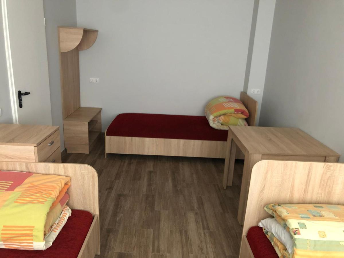Hostel Laurita Каунас Екстер'єр фото